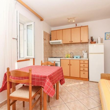 Apartmani Toni Poce Primošten Екстериор снимка