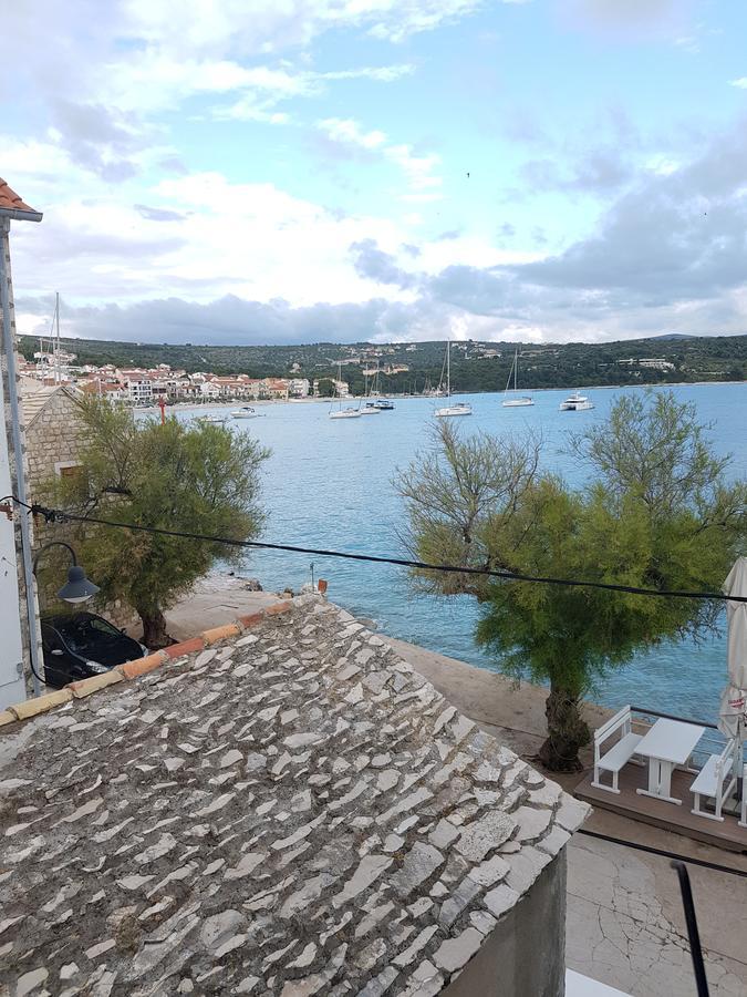 Apartmani Toni Poce Primošten Екстериор снимка