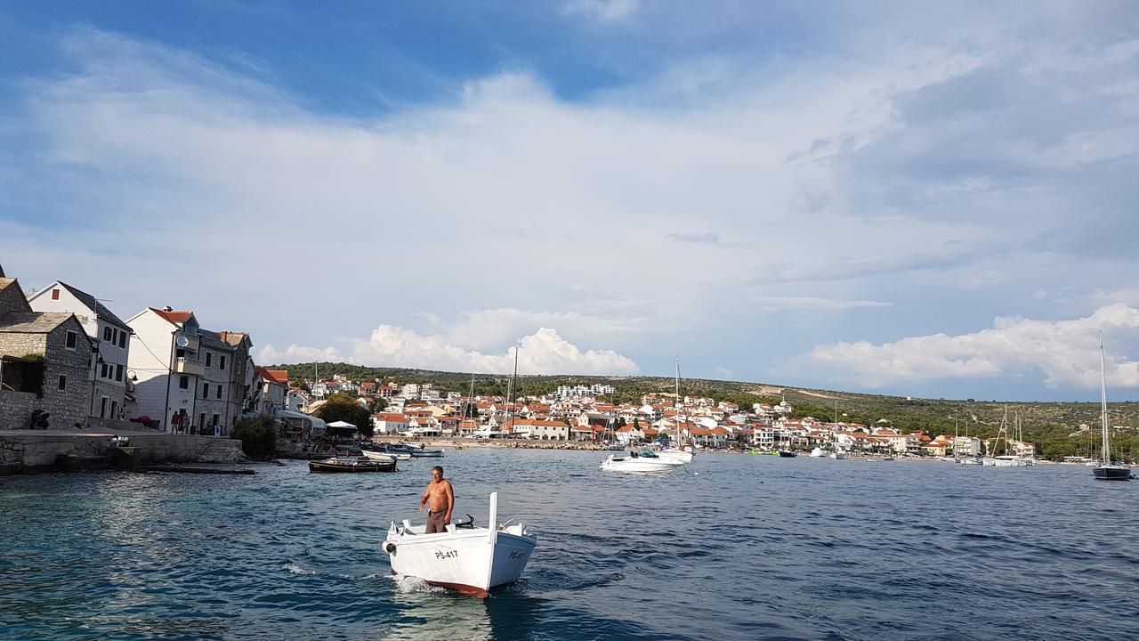 Apartmani Toni Poce Primošten Екстериор снимка