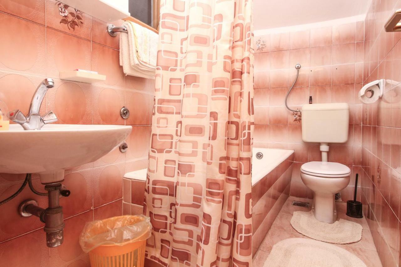 Apartmani Toni Poce Primošten Екстериор снимка